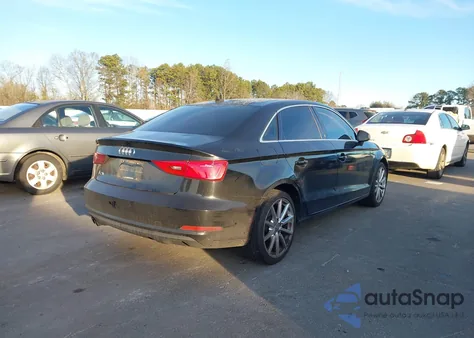 2015 Audi A3 1.8T Premium из США, поврежденный, VIN WAUACGFFXF1032776